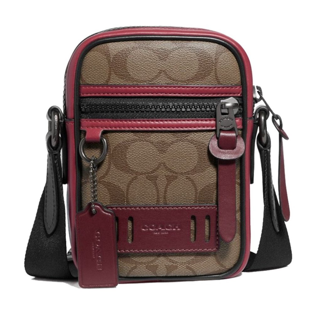 Coach Terrain Crossbody Bag Signature Canvas Print